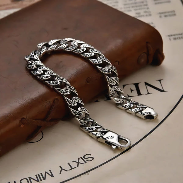 Fulda - Silver Chain Bracelet With Embroidered Drawings